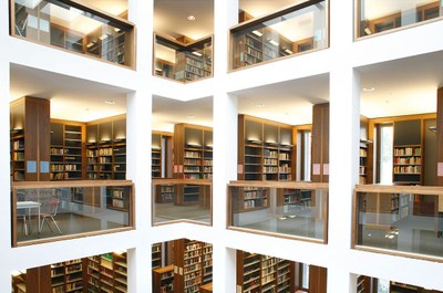 Zweigbibliothek Theologie (Foto: Ernst Fesseler)