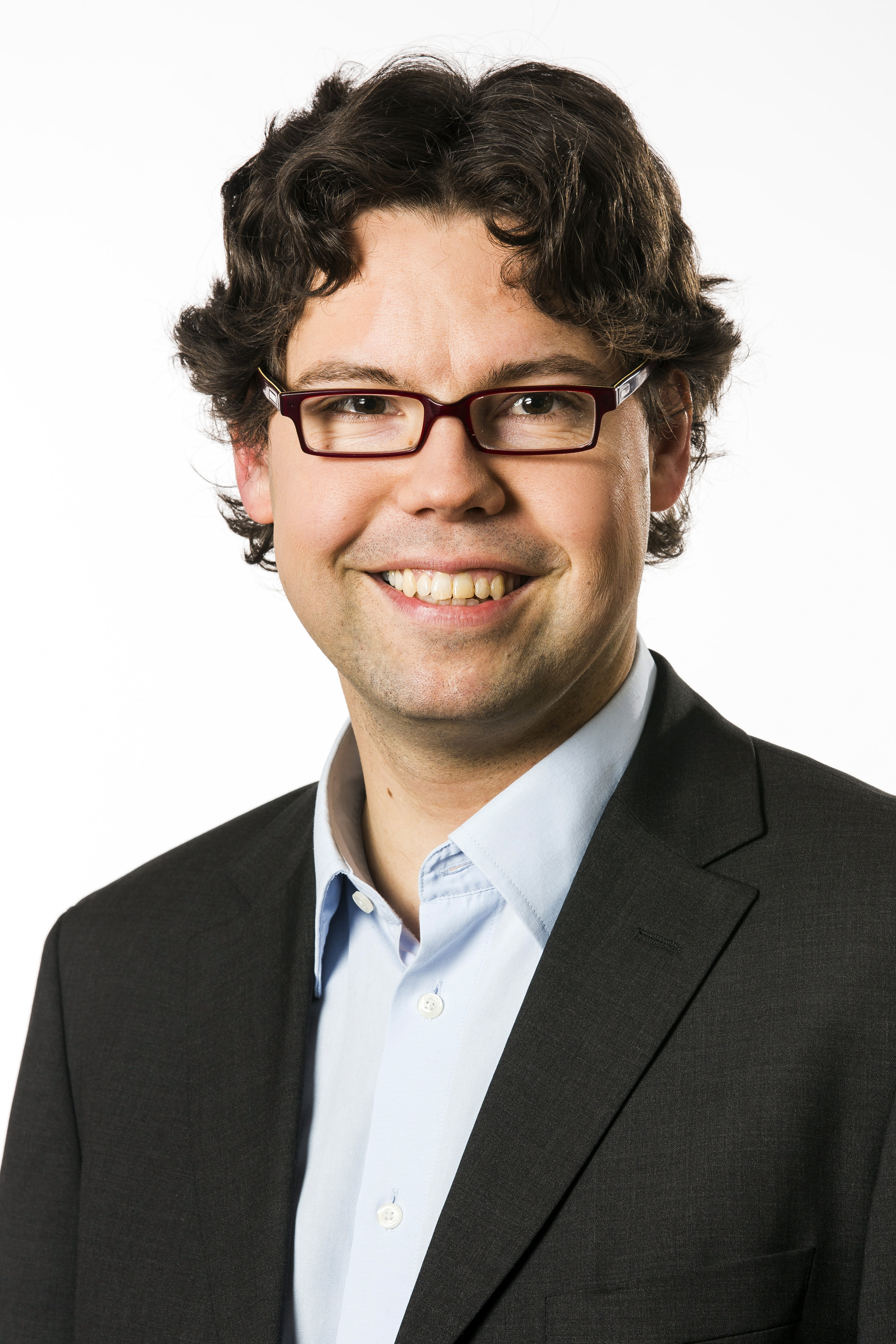 Dr. Lars Charbonnier